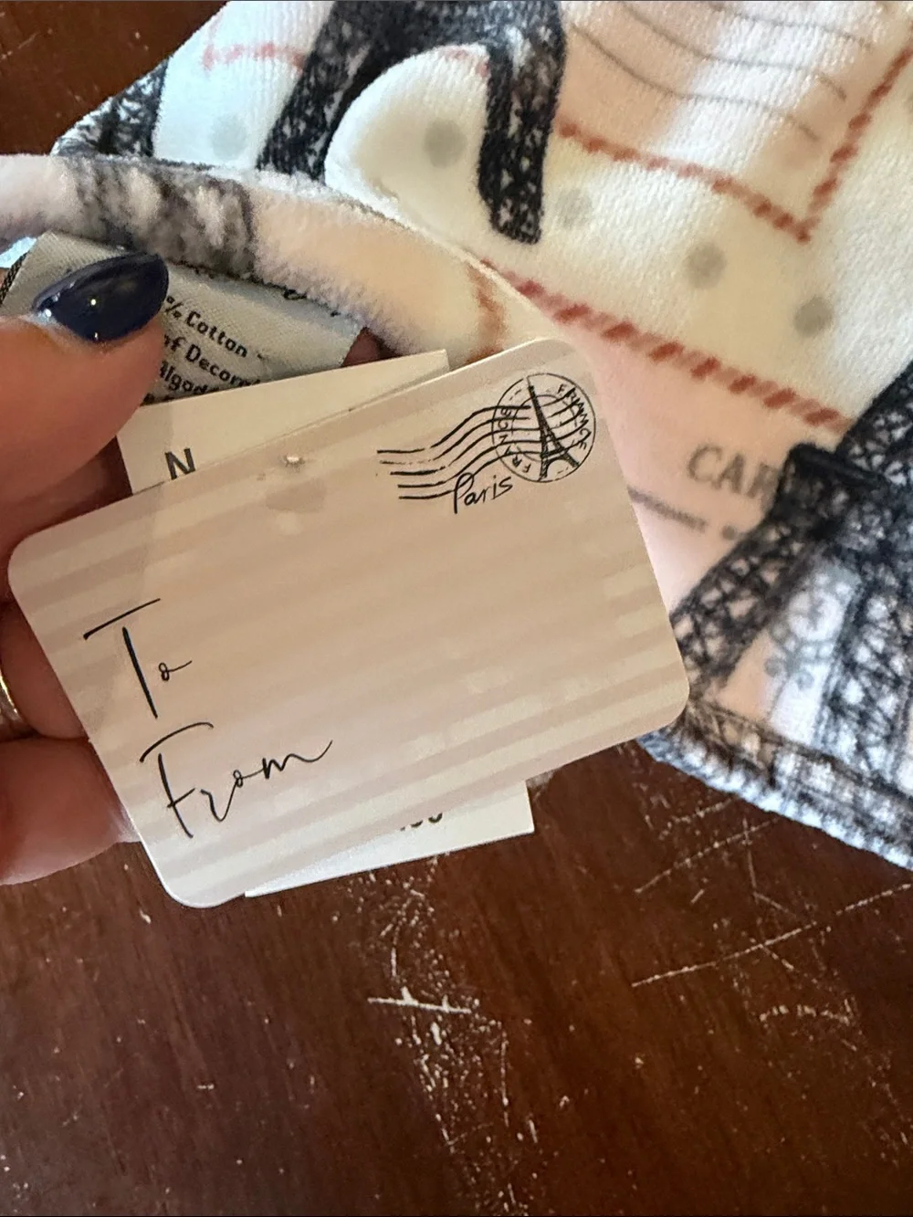Eiffel Tower Print Towels - Pink & White